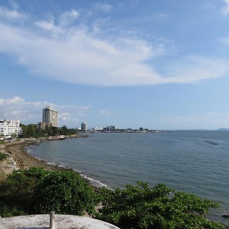 Sriracha Hotel And Spa Ban Huai Yai Phrom Εξωτερικό φωτογραφία